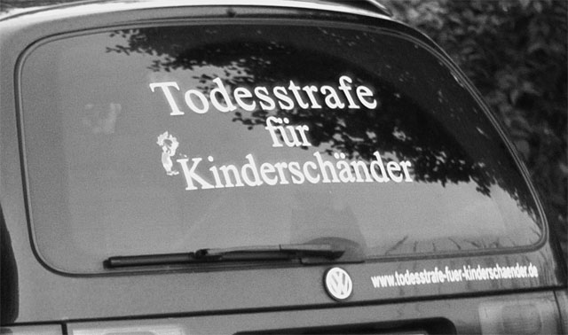 Todesstrafe für Kinderschänder - Foto: henteaser // flickr.de